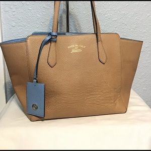 Gucci Swing Tote Beige & Blue PreOwned